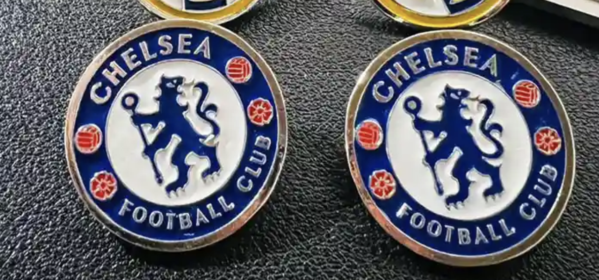 Pines Metalicos Chelsea